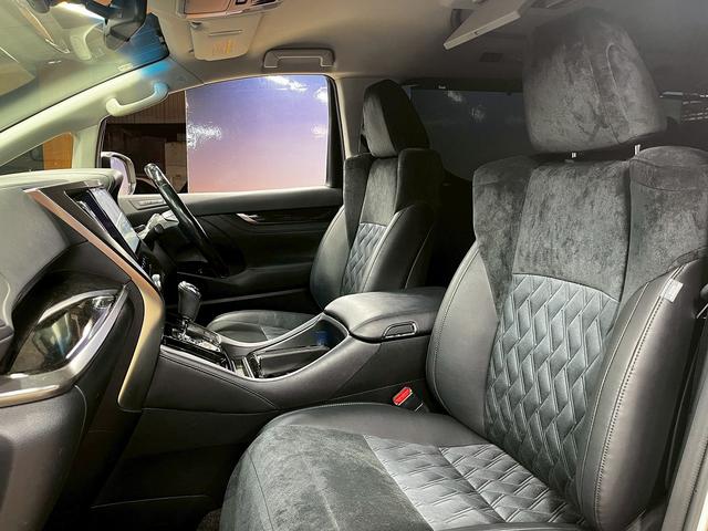 ヴェルファイア 2.5Z Gエディション (禁煙車)(黒半革シート)(両側パワスラ)(純正フリップダウン)(純正SDナビ)(バックカメラ)(レーダークルーズ)(パワーシート)(ステアリングヒーター)(電動リアゲート)(ETC)(純正18AW)(48枚目)