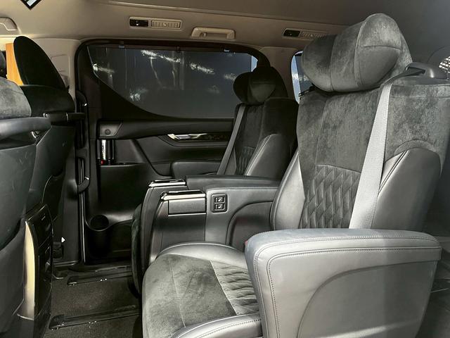 ヴェルファイア 2.5Z Gエディション (禁煙車)(黒半革シート)(両側パワスラ)(純正フリップダウン)(純正SDナビ)(バックカメラ)(レーダークルーズ)(パワーシート)(ステアリングヒーター)(電動リアゲート)(ETC)(純正18AW)(55枚目)