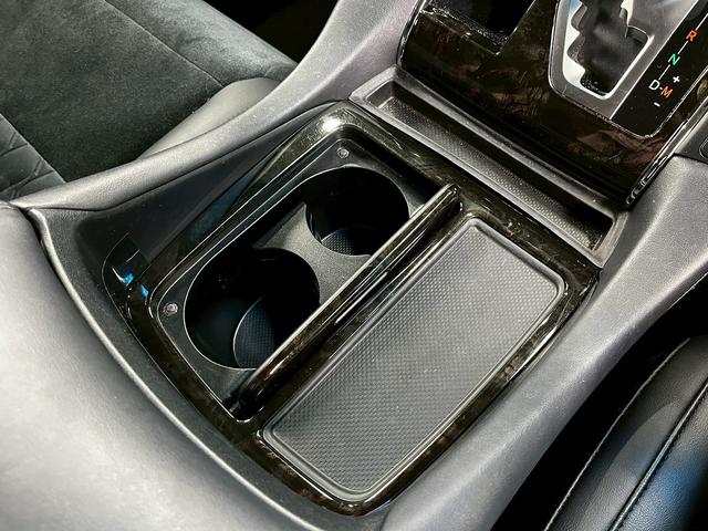 ヴェルファイア 2.5Z Gエディション (禁煙車)(黒半革シート)(両側パワスラ)(純正フリップダウン)(純正SDナビ)(バックカメラ)(レーダークルーズ)(パワーシート)(ステアリングヒーター)(電動リアゲート)(ETC)(純正18AW)(56枚目)