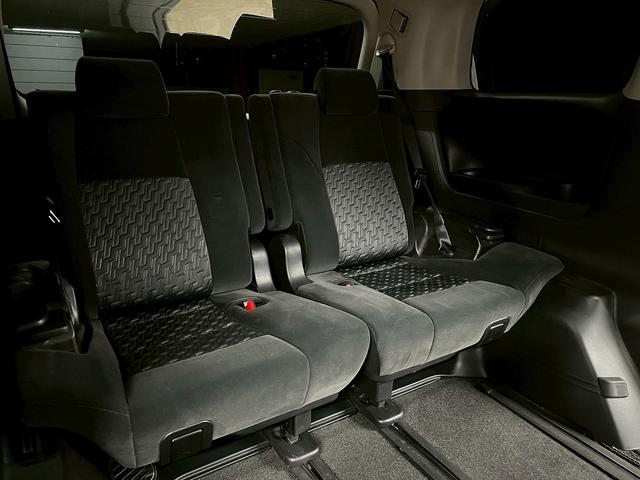 ヴェルファイア 2.5Z Aエディション (禁煙車)(両側パワースライド)(フリップダウンモニター)(純正SDナビ)(バックカメラ)(クルーズコントロール)(ビルトインETC)(オットマン)(クリアランスソナー)(純正18インチAW)(12枚目)