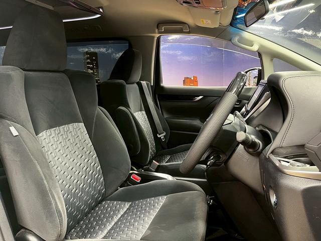 ヴェルファイア 2.5Z Aエディション (禁煙車)(両側パワースライド)(フリップダウンモニター)(純正SDナビ)(バックカメラ)(クルーズコントロール)(ビルトインETC)(オットマン)(クリアランスソナー)(純正18インチAW)(17枚目)