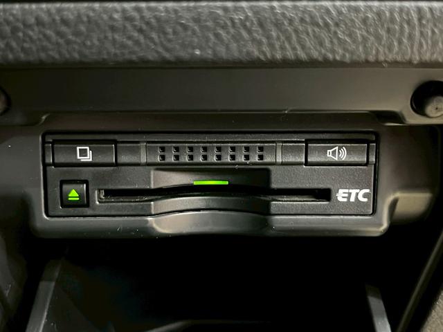 アルファード ２４０Ｓ　Ｃパッケージ　（禁煙車）（後期型）（モデリスタエアロ）（両側パワースライドドア）（後席モニター）（純正ナビ）（ビルトインＥＴＣ）（クルコン）（パワーシート）（シートメモリ）（ウォークスルー）（純正１８ＡＷ）（10枚目）