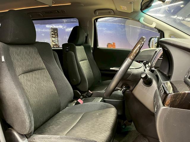アルファード ２４０Ｓ　Ｃパッケージ　（禁煙車）（後期型）（モデリスタエアロ）（両側パワースライドドア）（後席モニター）（純正ナビ）（ビルトインＥＴＣ）（クルコン）（パワーシート）（シートメモリ）（ウォークスルー）（純正１８ＡＷ）（25枚目）