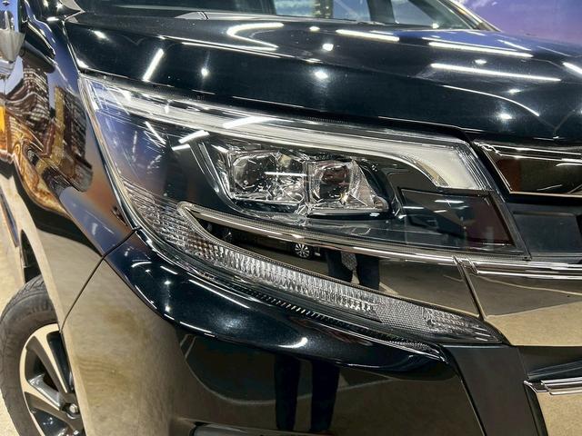TOYOTA NOAH SI WxB