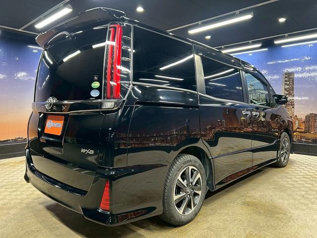 TOYOTA NOAH SI WxB