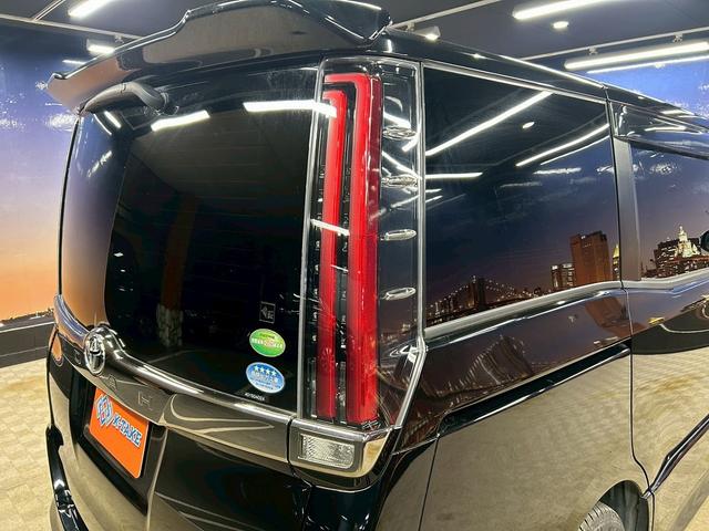 TOYOTA NOAH SI WxB