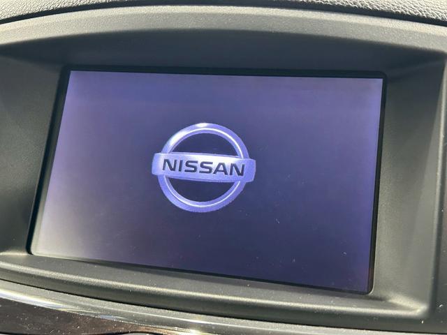 エルグランド 350ハイウェイスターアーバンクロムブラックレザー (黒本革シート)(両側パワースライド)(純正HDDナビ)(アラウンドビューモニター)(レーダークルーズ)(クリアランスソナー)(パワーバックドア)(シートメモリ)(シートヒーター)(純正18AW)(6枚目)