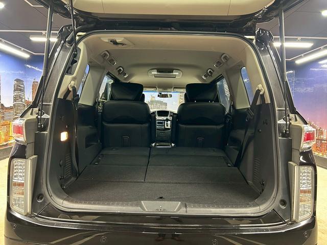 エルグランド 350ハイウェイスターアーバンクロムブラックレザー (黒本革シート)(両側パワースライド)(純正HDDナビ)(アラウンドビューモニター)(レーダークルーズ)(クリアランスソナー)(パワーバックドア)(シートメモリ)(シートヒーター)(純正18AW)(21枚目)