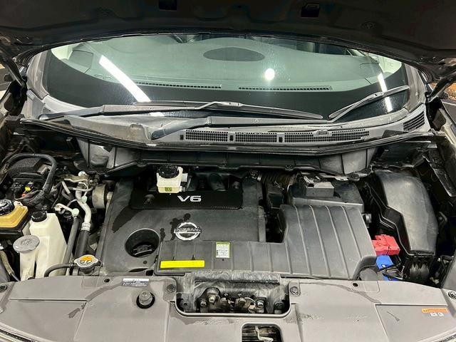 エルグランド 350ハイウェイスターアーバンクロムブラックレザー (黒本革シート)(両側パワースライド)(純正HDDナビ)(アラウンドビューモニター)(レーダークルーズ)(クリアランスソナー)(パワーバックドア)(シートメモリ)(シートヒーター)(純正18AW)(74枚目)