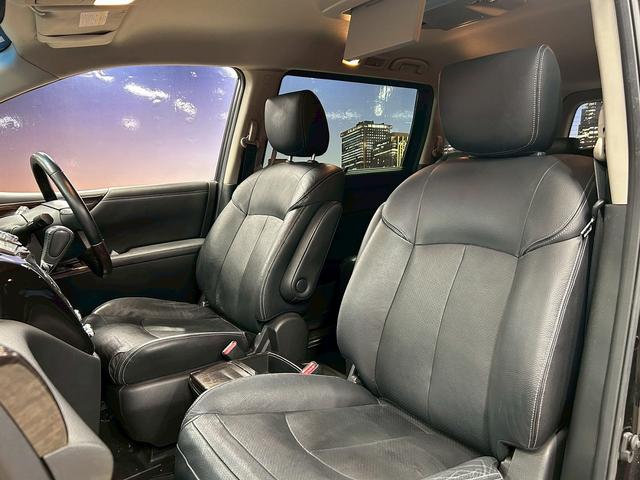 エルグランド 350ハイウェイスターアーバンクロムブラックレザー (黒本革シート)(両側パワースライド)(純正HDDナビ)(アラウンドビューモニター)(レーダークルーズ)(クリアランスソナー)(パワーバックドア)(シートメモリ)(シートヒーター)(純正18AW)(77枚目)