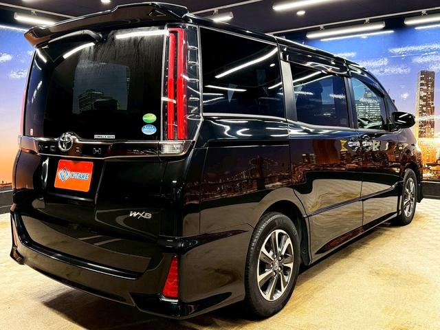 ノア Si ダブルバイビー トヨタセーフティセンス(後期型)(黒半革シート)(フリップダウンモニター)(両側パワスラ)(純正SDナビ)(クルーズコントロール)(バックカメラ)(ビルトインETC)(純正16インチAW)(25枚目)