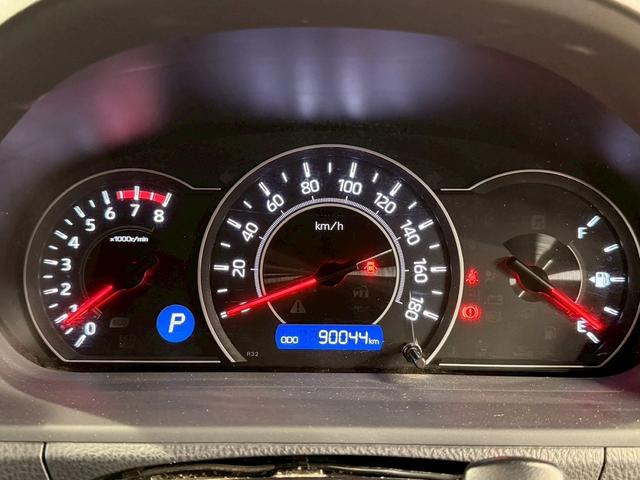 ノア Si ダブルバイビー トヨタセーフティセンス(後期型)(黒半革シート)(フリップダウンモニター)(両側パワスラ)(純正SDナビ)(クルーズコントロール)(バックカメラ)(ビルトインETC)(純正16インチAW)(39枚目)