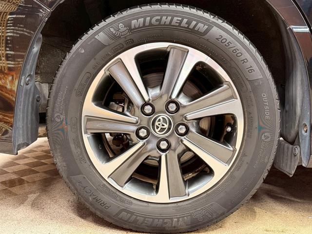 ノア Si ダブルバイビー トヨタセーフティセンス(後期型)(黒半革シート)(フリップダウンモニター)(両側パワスラ)(純正SDナビ)(クルーズコントロール)(バックカメラ)(ビルトインETC)(純正16インチAW)(59枚目)