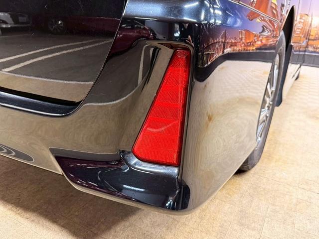 ノア Si ダブルバイビー トヨタセーフティセンス(後期型)(黒半革シート)(フリップダウンモニター)(両側パワスラ)(純正SDナビ)(クルーズコントロール)(バックカメラ)(ビルトインETC)(純正16インチAW)(63枚目)