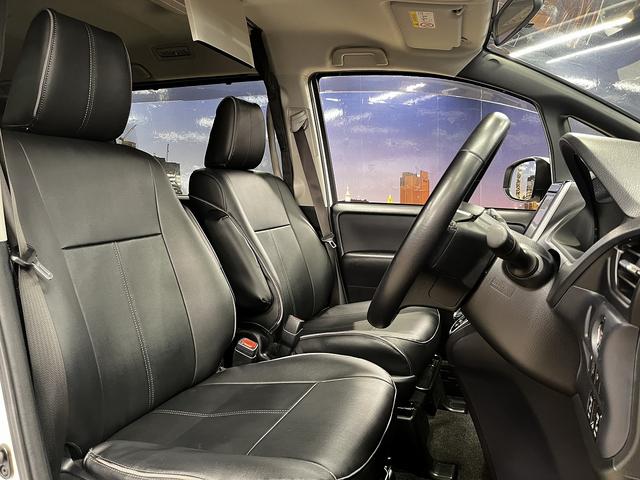 TOYOTA NOAH SI