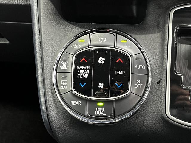 TOYOTA NOAH SI