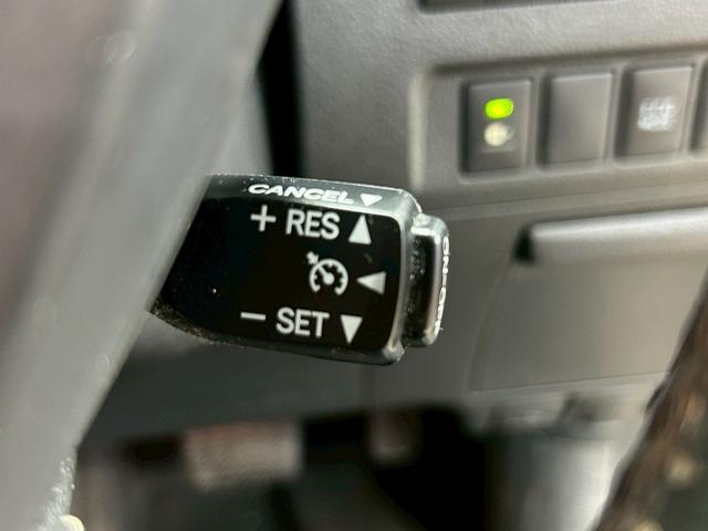 ヴェルファイア 2.4Z ゴールデンアイズ (純正HDDナビ)(パワーバックドア)(パワースライドドア)(コーナーセンサー)(バックカメラ)(クルーズコントロール)(スマートキー&プッシュスタート)(HIDヘッドライト)(純正18インチAW)(10枚目)