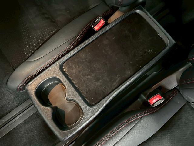 ヴェルファイア 2.4Z ゴールデンアイズ (純正HDDナビ)(パワーバックドア)(パワースライドドア)(コーナーセンサー)(バックカメラ)(クルーズコントロール)(スマートキー&プッシュスタート)(HIDヘッドライト)(純正18インチAW)(31枚目)