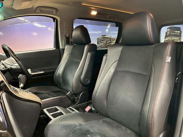 ヴェルファイア 2.4Z ゴールデンアイズ (純正HDDナビ)(パワーバックドア)(パワースライドドア)(コーナーセンサー)(バックカメラ)(クルーズコントロール)(スマートキー&プッシュスタート)(HIDヘッドライト)(純正18インチAW)(33枚目)