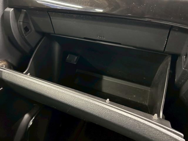 ヴェルファイア 2.4Z ゴールデンアイズ (純正HDDナビ)(パワーバックドア)(パワースライドドア)(コーナーセンサー)(バックカメラ)(クルーズコントロール)(スマートキー&プッシュスタート)(HIDヘッドライト)(純正18インチAW)(34枚目)