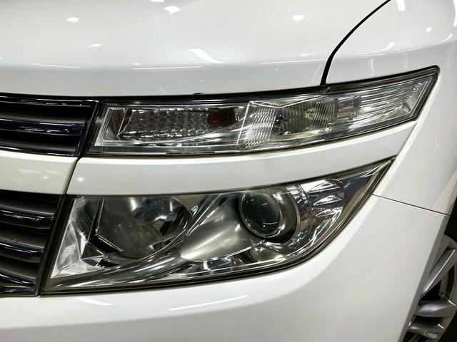 エルグランド 350ハイウェイスター (禁煙車)(黒半革シート)(後席モニター)(8人乗り)(BOSE)(両側パワースライドドア)(純正ナビ)(全周囲モニター)(ビルトインETC)(オットマン)(HIDヘッドライト)(純正18インチAW)(45枚目)