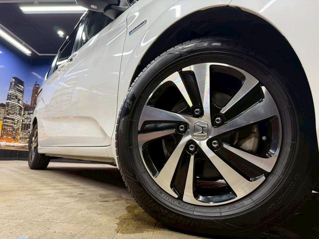 フリード+ハイブリッド ハイブリッドG・ホンダセンシング ホンダセンシング(禁煙車)(後期型)(両側パワースライドドア)(純正SDナビナビ)(レーダークルーズコントロール)(バックカメラ)(LEDヘッドライト)(ビルトインETC)(純正15インチAW)(13枚目)