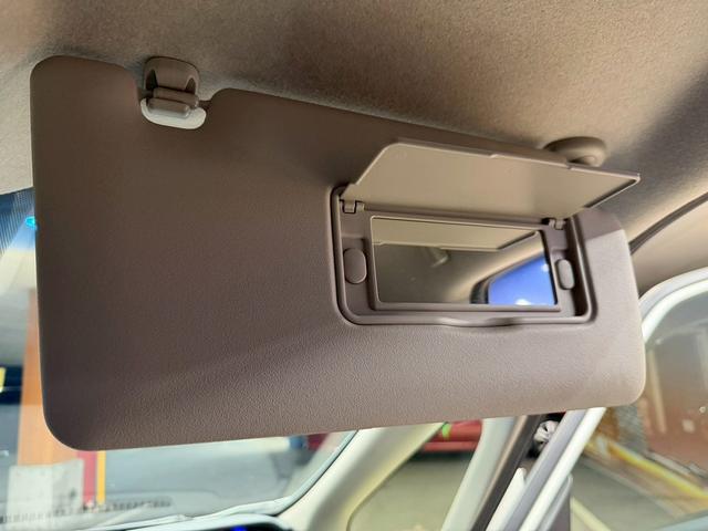 フリード+ハイブリッド ハイブリッドG・ホンダセンシング ホンダセンシング(禁煙車)(後期型)(両側パワースライドドア)(純正SDナビナビ)(レーダークルーズコントロール)(バックカメラ)(LEDヘッドライト)(ビルトインETC)(純正15インチAW)(43枚目)