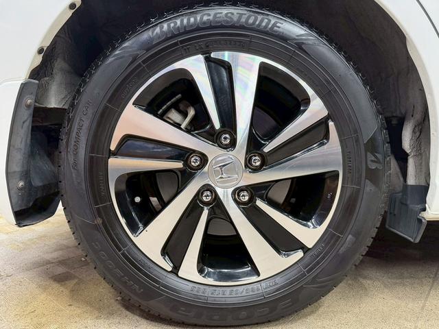 フリード+ハイブリッド ハイブリッドG・ホンダセンシング ホンダセンシング(禁煙車)(後期型)(両側パワースライドドア)(純正SDナビナビ)(レーダークルーズコントロール)(バックカメラ)(LEDヘッドライト)(ビルトインETC)(純正15インチAW)(62枚目)