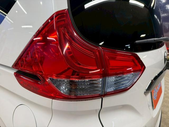 フリード+ハイブリッド ハイブリッドG・ホンダセンシング ホンダセンシング(禁煙車)(後期型)(両側パワースライドドア)(純正SDナビナビ)(レーダークルーズコントロール)(バックカメラ)(LEDヘッドライト)(ビルトインETC)(純正15インチAW)(65枚目)