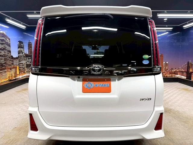 ノア Ｓｉ　ダブルバイビー　トヨタセーフティセンス（禁煙車）（ワンオーナー）（後期型）（黒半革シート）（フリップダウンモニター）（両側パワスラ）（ＳＤナビ）（クルーズコントロール）（バックカメラ）（ＥＴＣ）（純正１６インチＡＷ）（25枚目）