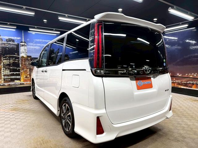ノア Ｓｉ　ダブルバイビー　トヨタセーフティセンス（禁煙車）（ワンオーナー）（後期型）（黒半革シート）（フリップダウンモニター）（両側パワスラ）（ＳＤナビ）（クルーズコントロール）（バックカメラ）（ＥＴＣ）（純正１６インチＡＷ）（27枚目）