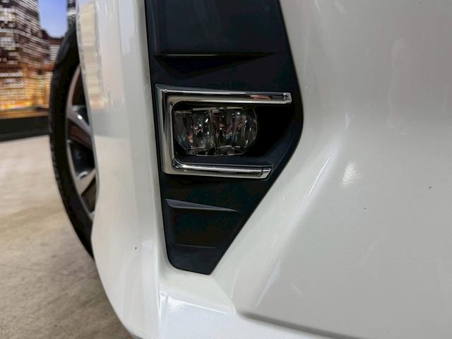 ノア Ｓｉ　ダブルバイビー　トヨタセーフティセンス（禁煙車）（ワンオーナー）（後期型）（黒半革シート）（フリップダウンモニター）（両側パワスラ）（ＳＤナビ）（クルーズコントロール）（バックカメラ）（ＥＴＣ）（純正１６インチＡＷ）（32枚目）