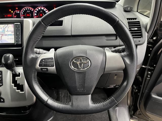 ヴォクシー ZS 煌 (禁煙車)(後期型)(両側パワースライド)(純正HDDナビ)(バックカメラ)(コーナーセンサー)(ビルトインETC)(パドルシフト)(HIDヘッド)(プッシュ&スマートキー)(純正16AW)(39枚目)