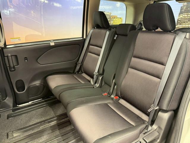 セレナ ハイウェイスター エマージェンシーブレーキ(禁煙車)(両側パワスラ)(アルパインフリップダウン)(アルパインSDナビ)(バックカメラ)(クルーズコントロール)(ビルトインETC)(LEDヘッド)(純正16インチAW)(31枚目)