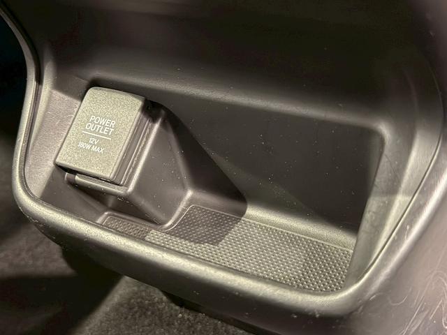 フリードハイブリッド ハイブリッド・Gホンダセンシング ホンダセンシング(禁煙車)(後期型)(黒半革)(6人乗り)(両側パワースライド)(純正ナビ)(レーダークルーズコントロール)(バックカメラ)(LEDヘッド)(ビルトインETC)(純正15インチAW)(29枚目)