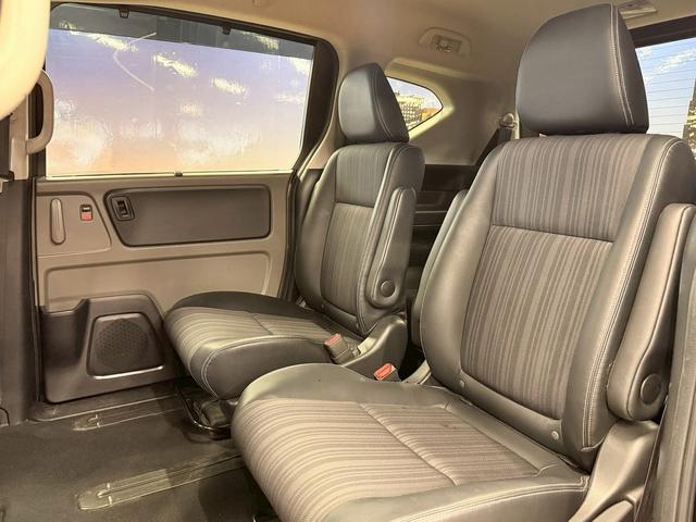 フリードハイブリッド ハイブリッド・Gホンダセンシング ホンダセンシング(禁煙車)(後期型)(黒半革)(6人乗り)(両側パワースライド)(純正ナビ)(レーダークルーズコントロール)(バックカメラ)(LEDヘッド)(ビルトインETC)(純正15インチAW)(49枚目)