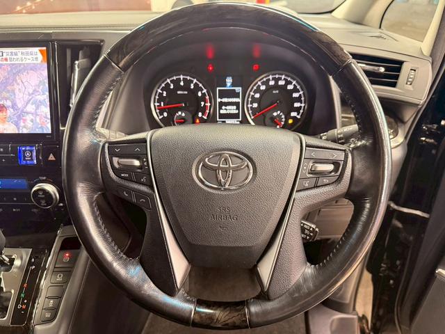 ヴェルファイア ２．５Ｚ　Ｇエディション　（禁煙車）（黒半革シート）（両側パワスラ）（アルパインフリップダウン）（アルパインＳＤナビ）（バックカメラ）（クルコン）（パワーシート）（電動リアゲート）（ビルトインＥＴＣ）（純正１８インチＡＷ）（29枚目）