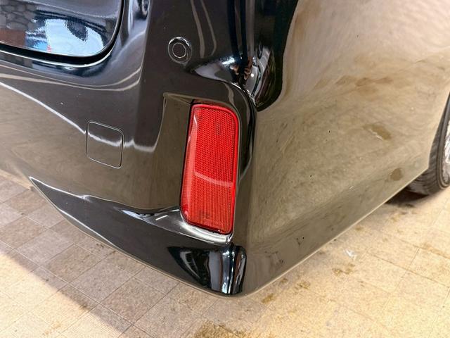 ヴェルファイア ２．５Ｚ　Ｇエディション　（禁煙車）（黒半革シート）（両側パワスラ）（アルパインフリップダウン）（アルパインＳＤナビ）（バックカメラ）（クルコン）（パワーシート）（電動リアゲート）（ビルトインＥＴＣ）（純正１８インチＡＷ）（50枚目）