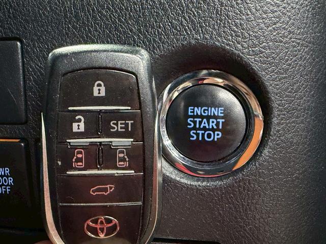 アルファード 2.5S Cパッケージ (禁煙車)(サンルーフ)(黒半革シート)(JBLサウンド)(両側パワスラ)(フリップダウンモニター)(純正SDナビ)(全周囲カメラ)(レーダークルーズ)(パワーシート)(ETC)(純正18インチAW)(16枚目)