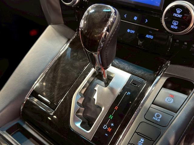 アルファード 2.5S Cパッケージ (禁煙車)(サンルーフ)(黒半革シート)(JBLサウンド)(両側パワスラ)(フリップダウンモニター)(純正SDナビ)(全周囲カメラ)(レーダークルーズ)(パワーシート)(ETC)(純正18インチAW)(37枚目)