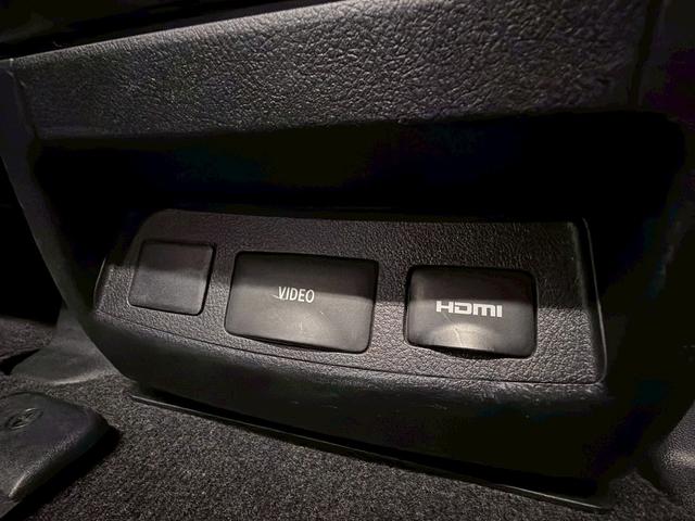 アルファード 2.5S Cパッケージ (禁煙車)(サンルーフ)(黒半革シート)(JBLサウンド)(両側パワスラ)(フリップダウンモニター)(純正SDナビ)(全周囲カメラ)(レーダークルーズ)(パワーシート)(ETC)(純正18インチAW)(44枚目)