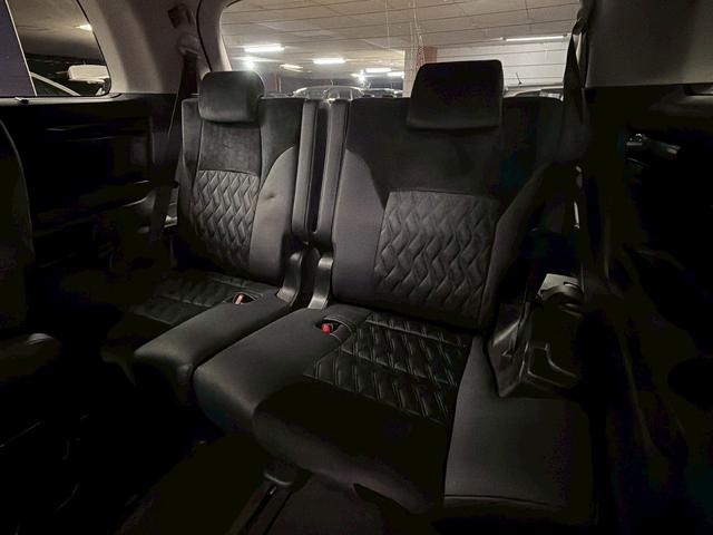 アルファード 2.5S Cパッケージ (禁煙車)(サンルーフ)(黒半革シート)(JBLサウンド)(両側パワスラ)(フリップダウンモニター)(純正SDナビ)(全周囲カメラ)(レーダークルーズ)(パワーシート)(ETC)(純正18インチAW)(50枚目)