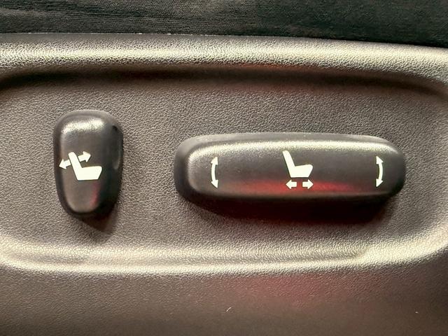 ヴェルファイア ２．４Ｚ　Ｇエディション　（両側パワースライド）（イクリプスＳＤナビ）（電動リアゲート）（シートメモリ）（パワーシート）（クリアランスソナー）（クルーズコントロール）（ビルトインＥＴＣ）（オットマン）（純正１８インチＡＷ）（10枚目）