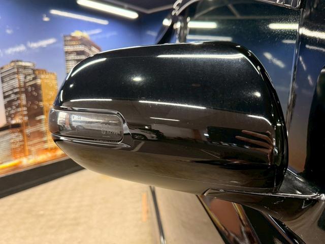 ヴェルファイア ２．４Ｚ　Ｇエディション　（両側パワースライド）（イクリプスＳＤナビ）（電動リアゲート）（シートメモリ）（パワーシート）（クリアランスソナー）（クルーズコントロール）（ビルトインＥＴＣ）（オットマン）（純正１８インチＡＷ）（57枚目）