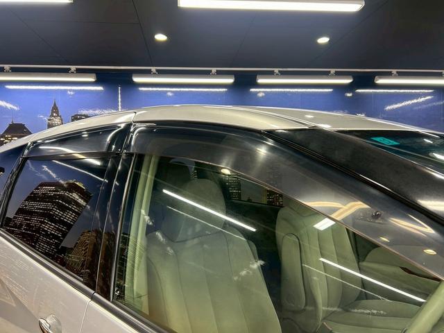 エスティマ ２．４アエラス　Ｇエディション　（禁煙車）（両側パワースライド）（フリップダウンモニター）（純正ＨＤＤナビ）（バックカメラ）（クルーズコントロール）（オットマン）（ＥＴＣ）（ＨＩＤヘッドライト）（フルセグ）（純正１７インチＡＷ）（16枚目）