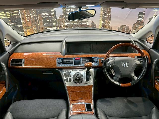 エリシオンプレステージ S HDDナビスペシャルパッケージ (禁煙車)(後期型)(黒ハーフレザーシート)(両側パワースライドドア)(純正HDDナビ)(バックカメラ)(ビルトインETC)(HIDヘッド)(CD&DVD再生可)(キーレスキー)(純正17インチAW)(5枚目)