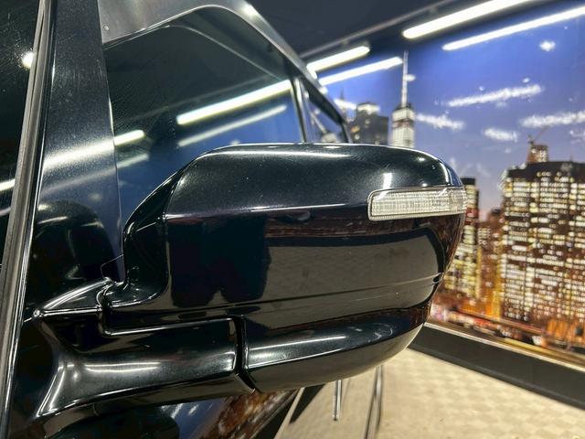 エリシオンプレステージ S HDDナビスペシャルパッケージ (禁煙車)(後期型)(黒ハーフレザーシート)(両側パワースライドドア)(純正HDDナビ)(バックカメラ)(ビルトインETC)(HIDヘッド)(CD&DVD再生可)(キーレスキー)(純正17インチAW)(40枚目)