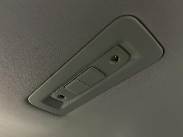 クラウンハイブリッド アスリートS (禁煙車)(後期型)(黒本革シート)(メーカーSDナビ)(バックカメラ)(クルーズコントロール)(パワーシート)(シートヒーター&クーラー)(TEIN車高調)(社外マフラー)(WORK20インチAW)(26枚目)