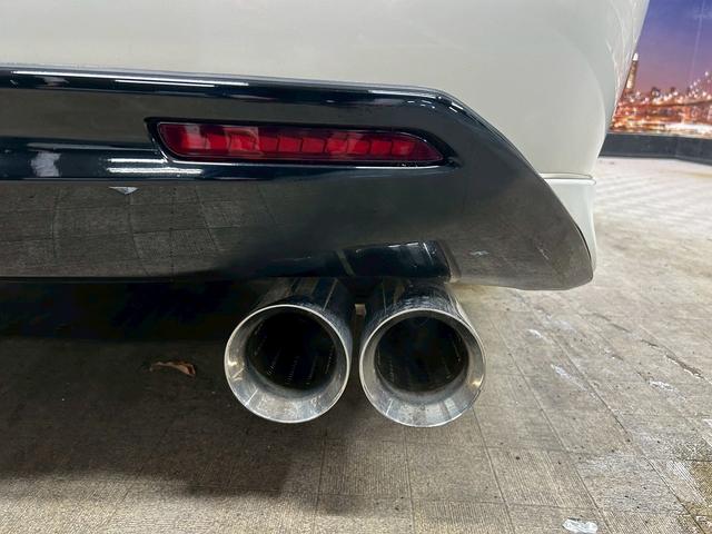 クラウンハイブリッド アスリートS (禁煙車)(後期型)(黒本革シート)(メーカーSDナビ)(バックカメラ)(クルーズコントロール)(パワーシート)(シートヒーター&クーラー)(TEIN車高調)(社外マフラー)(WORK20インチAW)(31枚目)