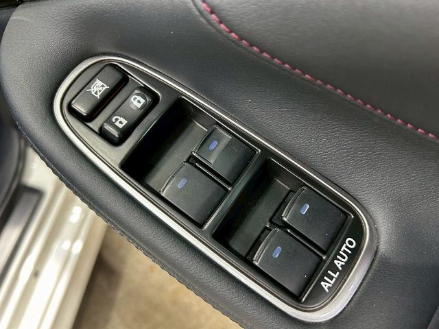 クラウンハイブリッド アスリートS (禁煙車)(後期型)(黒本革シート)(メーカーSDナビ)(バックカメラ)(クルーズコントロール)(パワーシート)(シートヒーター&クーラー)(TEIN車高調)(社外マフラー)(WORK20インチAW)(39枚目)